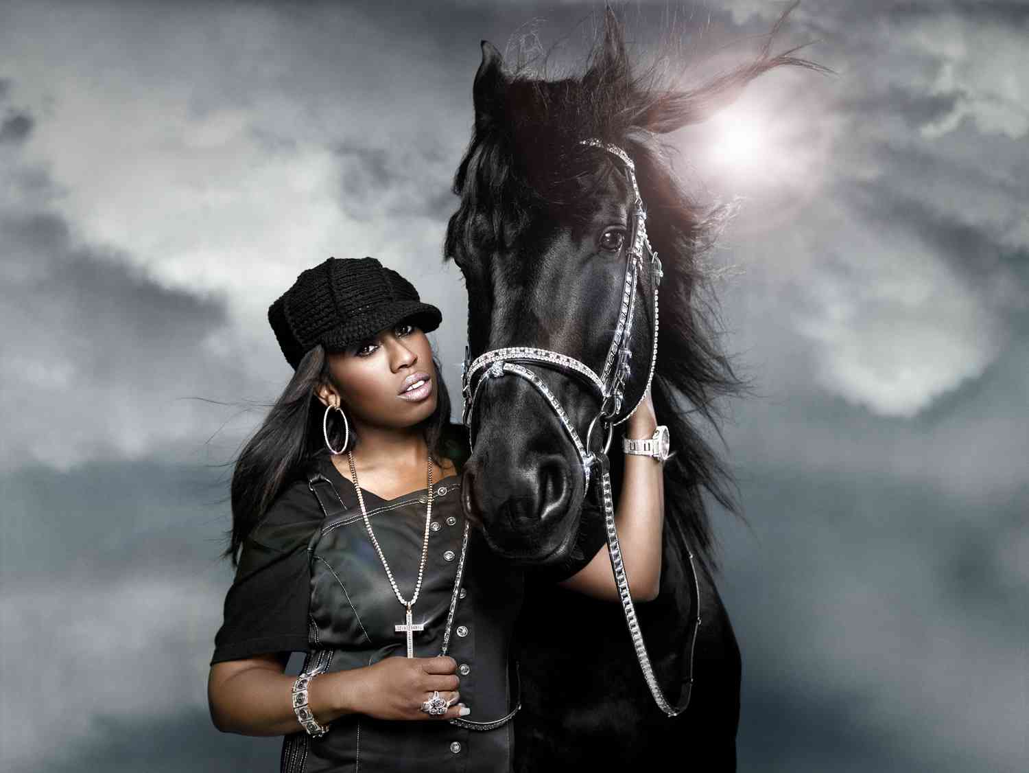 Iconic Image of missy elliott albums/songs cover shot by Warwick Saint